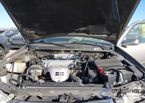 2000 Toyota Camry Le from USA, damaged, VIN JT2BG22K0Y0405682